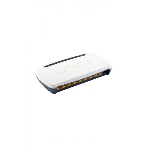 8-Port 10/100Base-TX Ethernet Switch, Plastic